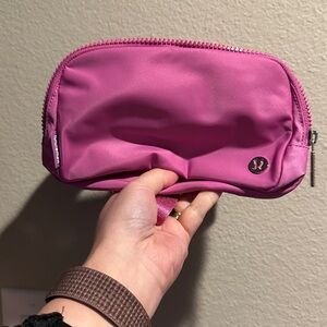lululemon athletica Magenta Pink Crossbody Bag Like New